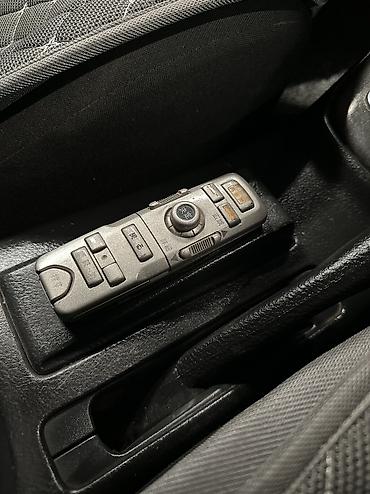 Toyota: Toyota Avensis: 2004 г., 2 л, Автомат, Бензин, Седан — 8