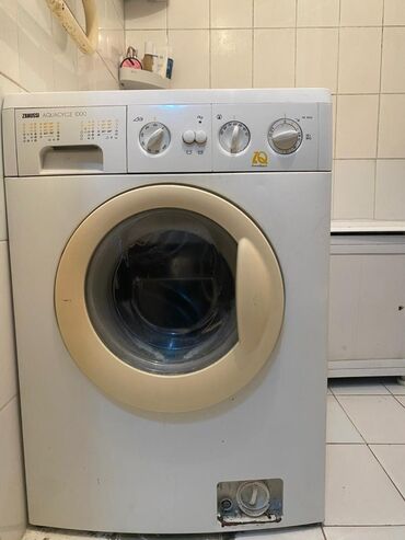 куплю стиральная: Стиральная машина Zanussi, Автомат