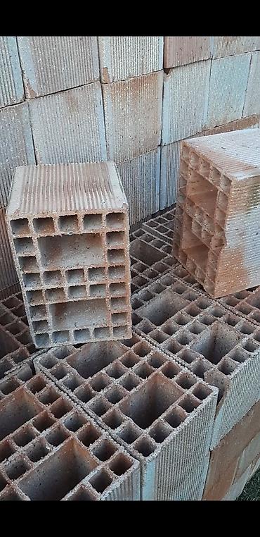 aluminium qapi pencere: Ölçüsü 29/19/19. Qiyməti razılaşma yolu ilə.Bütün bölgələrə çatdırılma — 1