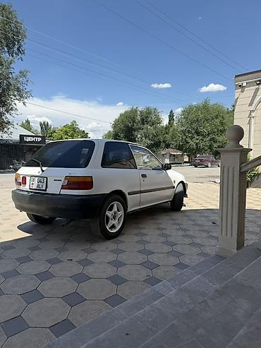 Продажа авто: Toyota Starlet: 1991 г., 1.3 л, Механика, Бензин, Хэтчбэк — 8