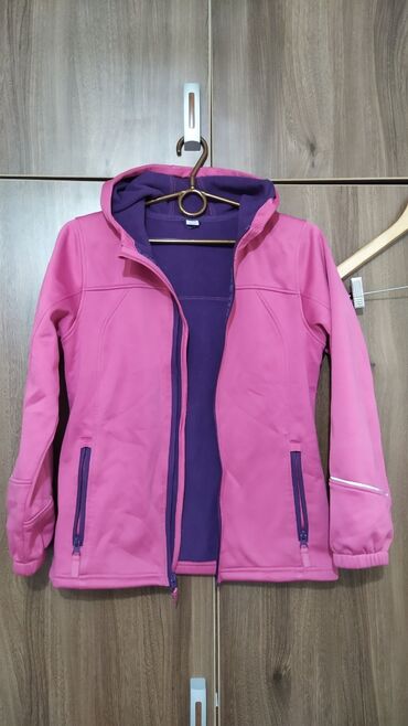 термо куртки бишкек: Термо ветровка на девочку 8, 9, 10 лет размер 146-152 непродуваемая