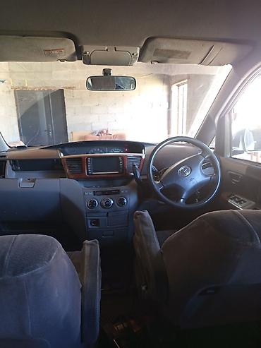 31 10 5 15: Toyota Noah: 2003 г., Минивэн — 5