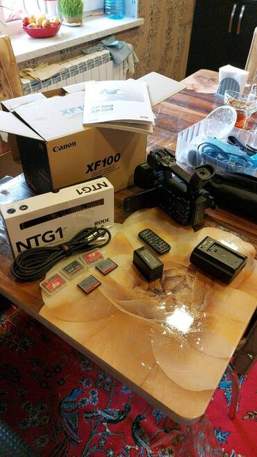 Videokameralar: Canon XF100 və aksesuarları: Əlavə tripod, Əlavə yaddaş kartları(3 -da lalafo.az — 4 Videokameralar: Canon XF100 və aksesuarları: Əlavə tripod, Əlavə yaddaş kartları(3 — 4