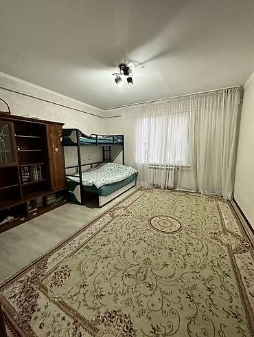 Продажа коттеджей и домов: Продается 2-х уровневый дом в Ж/М Биримдик-Кут, 9-я улица. Площадь — 19