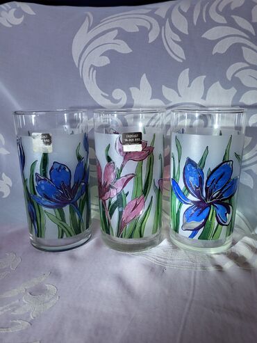 Čaše: Case nove,nemacke univerzalne 70,80te. Velike case,sve na njima — 1