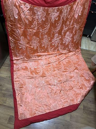 tekstil stul uzlukleri: Təmiz yundan Saten örtüklü yorğan tək nəfərlik. - Material: Parlaq — 1