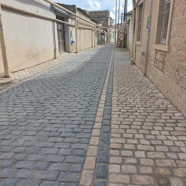 Həyət evləri və villaların satışı: Əmircan qəs. 7 otaqlı, 2 kv. m, Orta təmir — 1