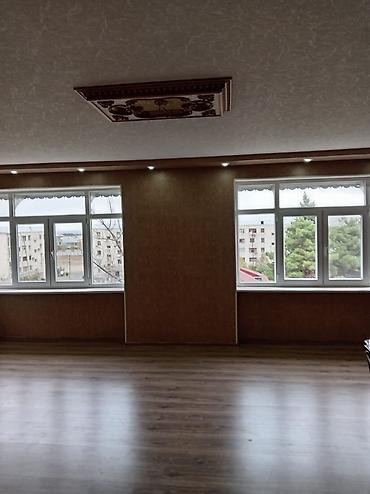 kiraye gence: 🏠 SATILIR! 📍 Ünvan: Gülüstan qəsəbəsi, Araz Marketlə üzbəüz 🏢 — 1