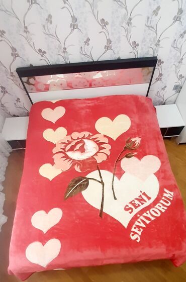 Süfrələr: Turkiyenin qalin edyal. hec istifade olunmayib