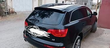 09 maşın: Audi Q7: 4.2 l | Ofrouder/SUV — 2
