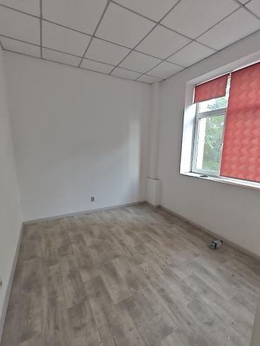 Аренда магазинов: Сдаю Помещение целиком: Косметика, парфюмерия, 80 м², В жилом комплексе — 13
