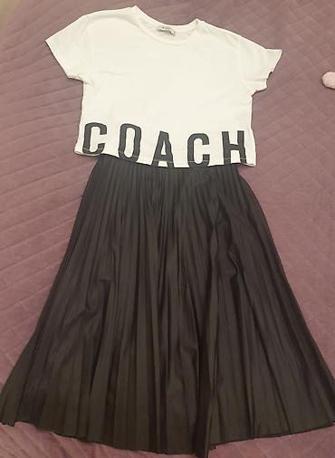 coach: Bershka ətək M ölçüColins t shirt XS Ölçü 2 si birlikdə.Ağ qısaqol — 1