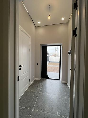 Продажа коттеджей и домов: Продаю дом новый Новопавловка 4 соток Красная книга Цена 155000$ С at lalafo.kg — 13 Продажа коттеджей и домов: Продаю дом новый Новопавловка 4 соток Красная книга Цена 155000$ С — 13