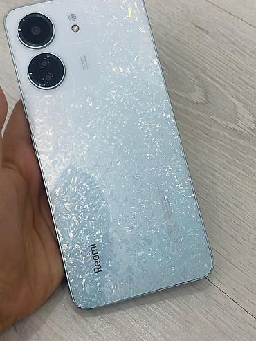 Redmi: Redmi, Redmi 13C, Б/у, 128 ГБ, цвет - Белый, 2 SIM — 1