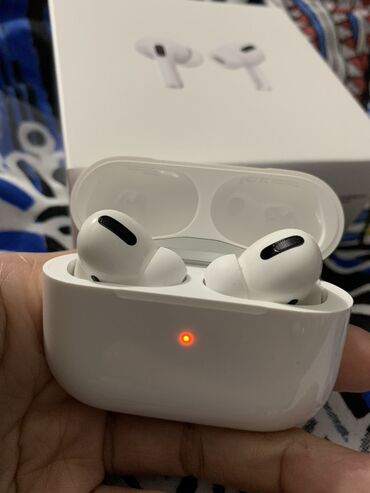 airpods case: Вакуумные, Apple, Новый, Беспроводные (Bluetooth), Для переговоров