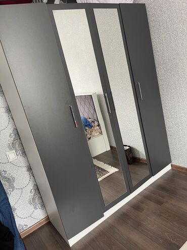 islenmis dolablar: İşlənmiş, 4 qapılı Düz dolab, Qarderob, paltar dolabı