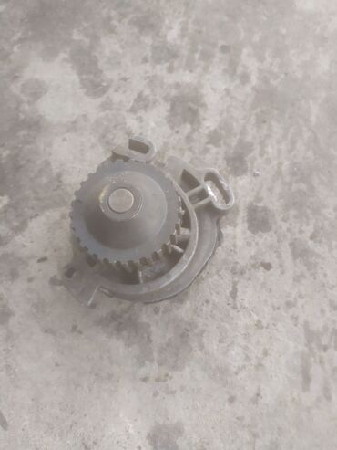 Другие автозапчасти: Ауди с4 2.3 — 3