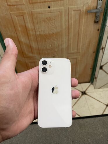 iphone 4 s: IPhone 12 mini, 64 GB, Ağ, Face ID
