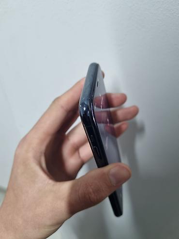 Apple iPhone: IPhone 11 Pro, Б/у, 64 ГБ, Alpine Green, Чехол, 44 % — 4