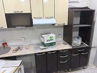 lalafo kuxna mebeli: Ideal vəziyyətdə mətbəx mebrli satılır. Üstündə rakovina və aspirator — 1