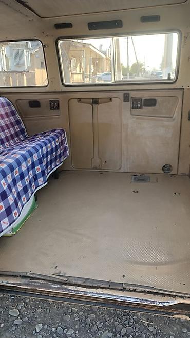 т 25 тракторы: Volkswagen Transporter: 1988 г., Механика, Фургон — 7