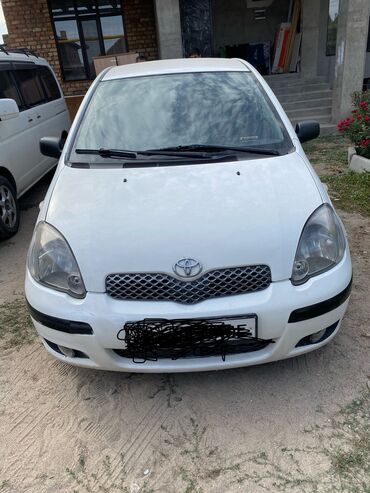 тайота п: Toyota Yaris: 2004 г., 1.3 л, Автомат, Бензин