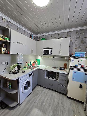 северная: 3 комнаты, 54 м², Шлагбаум Индивидуалка, 1 этаж, Старый ремонт — 1