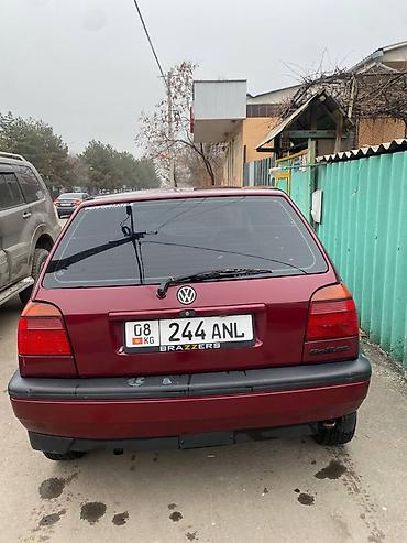 домик машина: Volkswagen Golf: 1992 г., 1.8 л, Механика, Бензин, Хэтчбэк — 3
