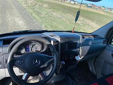 mini gps tracker: Mercedes-Benz Спринтер: 2014 г., 2.1 л, Автомат, Дизель, Фургон — 6