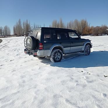 Mitsubishi: Mitsubishi Pajero: 1993 г., 2.9 л, Механика, Дизель, Внедорожник — 2