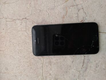 Vauxhall: IPhone 5, Qara, Qırıq