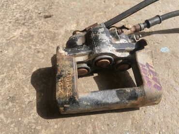 Auto delovi: Kociona Leva klesta kocnica Lada 2121,21213,21214 Niva. Polovno — 4