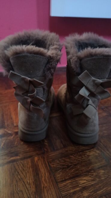 ugg crne papuce: Ugg čizme, bоја - Bež, 40