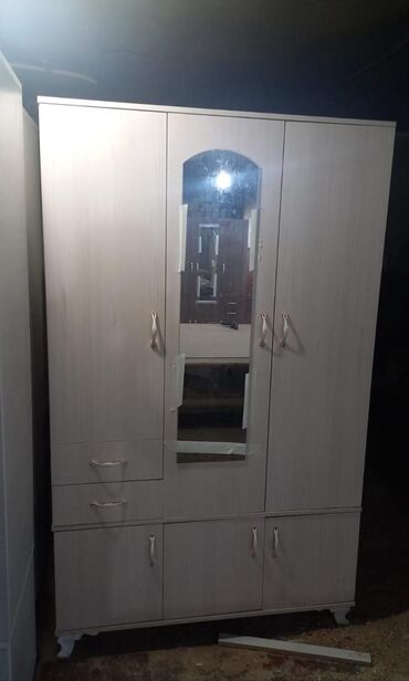 Dolablar: Yeni, Açılan, 3 qapılı Düz dolab, Qarderob, paltar dolabı — 3