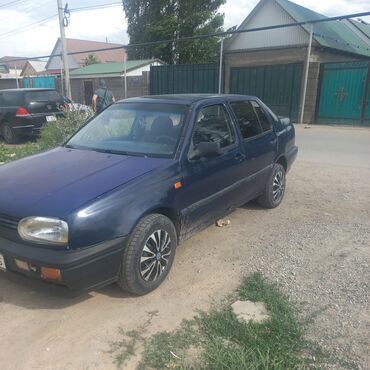 вента афто: Volkswagen Vento: 1994 г., 1.8 л, Механика, Бензин, Седан