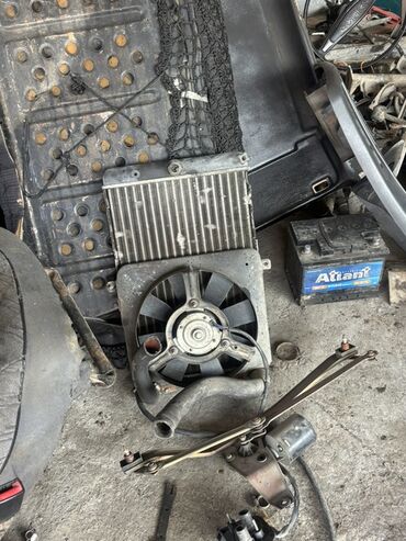 Digər avtomobil ehtiyat hissələri: VAZ/Lada üçün ehtiyat hissələri dəsti Satışda bir avtomobildən — 30