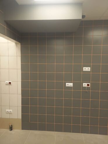 Укладка плитки: Укладка плитки на откосы, окна, двери, Укладка плитки в ванной, Укладка плитки на пол | Зеркальная плитка, Керамическая плитка, Керамогранитая плитка | Вертикальная укладка, Горизонтальная укладка Больше 6 лет опыта — 4