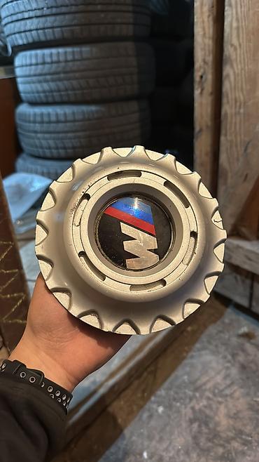 Другие автозапчасти: Запчасти на Бмв Аморты перед е34 пара-2000 сом Пружины е34 перед-1000 — 3