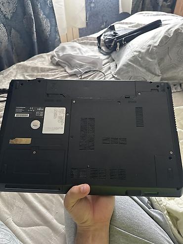 lenovo ideapad s: Fujitsu Lifebook A Seriyası noutbuk Model: AH532/G52 (etiketdə — 2