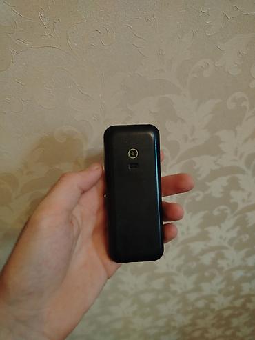 htc wildfire s: Samsung Z500 — 2