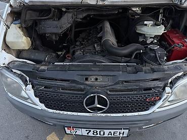 cdi: Грузовой фургон Mercedes‑Benz Sprinter 2003 2.7 CDI очень надежный — 6