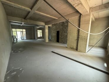 продается цокольное помещение алматинка магистраль: Сдаю Офис, 111 м², В жилом комплексе, 1 линия