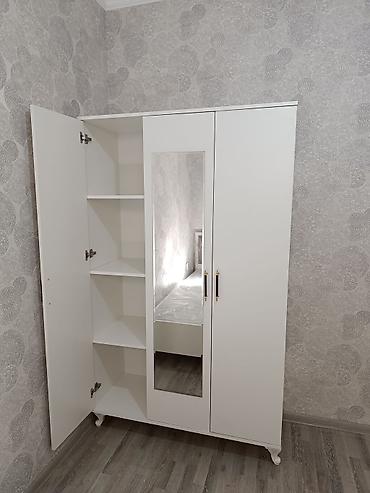 guzgu boydan: Ağ rəngdə yığma yataq otağı mebel dəsti Tərkibi: - 3 qapılı dolab — 2