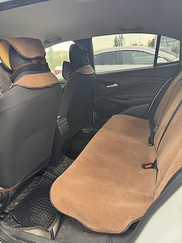 шевралеь: Chevrolet Onix: 2020 г., 1 л, Автомат, Бензин, Седан — 5