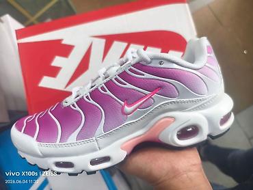 Patike: Nike tn - - - - - orginal model tn. ------ brojevi od 36 do 46 na lalafo.rs — 14 Patike: Nike tn - - - - - orginal model tn. ------ brojevi od 36 do 46 — 14