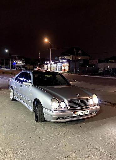 Продажа авто: Mercedes-Benz E-Class: 1996 г., 4.2 л, Автомат, Бензин, Седан — 4