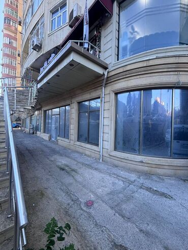 Mənzil kirayələyirəm: 10 otaq, 120 kv. m — 15