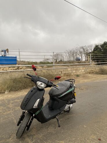 moped model: - ZigZag