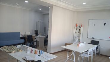 продаю офис 107 м² с ремонтом с мебелью административное здание 1 этаж: Ижарага берем Офистик, 45 кв. м, Бизнес борборунда