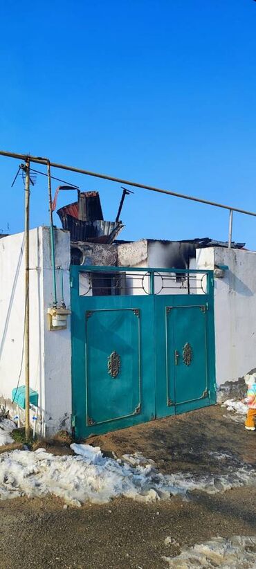 təmirsiz evlər: 3 otaqlı, 87 kv. m, Kredit yoxdur, Təmirsiz